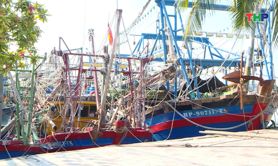 Siết chặt quản l&yacute; t&agrave;u c&aacute;, chống khai th&aacute;c  IUU