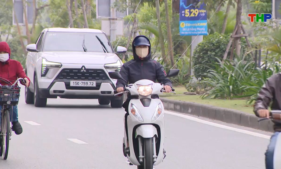 An to&agrave;n giao th&ocirc;ng: Những lưu &yacute; khi l&aacute;i xe trong m&ugrave;a đ&ocirc;ng