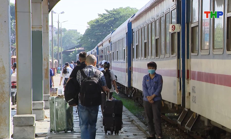 Ng&agrave;nh đường sắt c&ocirc;ng bố số điện thoại đường d&acirc;y n&oacute;ng 