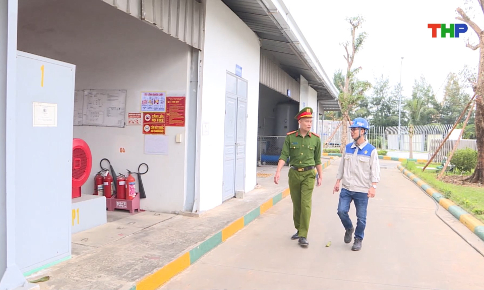 Tăng cường PCCC tại cơ sở sản xuất, kinh doanh h&oacute;a chất