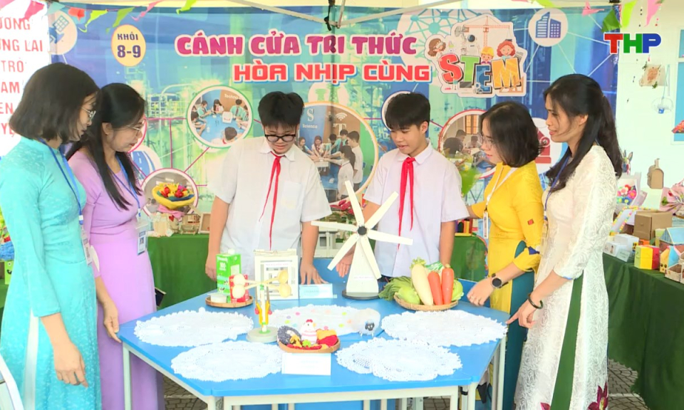 Điểm nhấn 365: Ứng dụng AI - Robotic: Điểm s&aacute;ng trong cải c&aacute;ch gi&aacute;o dục 