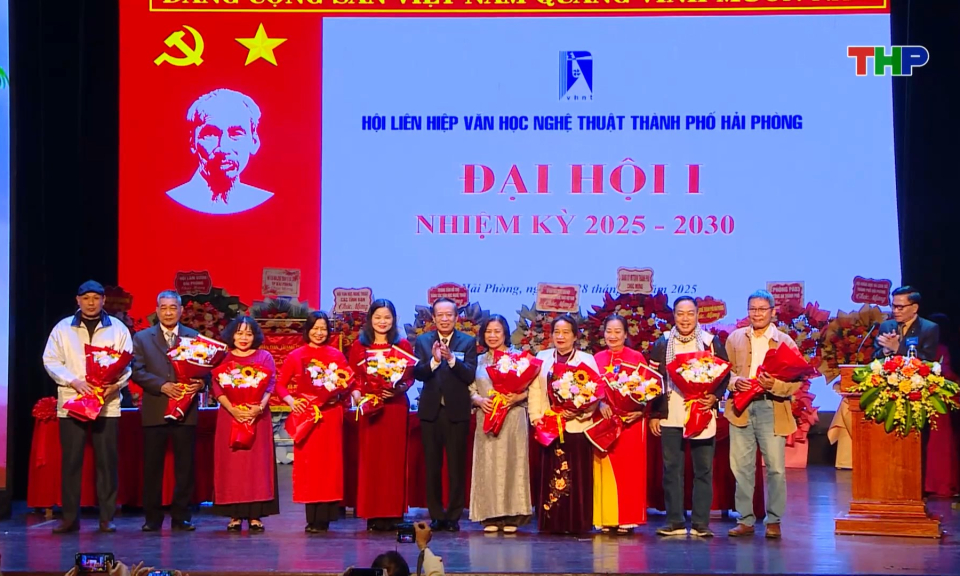 Tạo nền tảng cho văn học, nghệ thuật th&agrave;nh phố Cảng thời kỳ mới