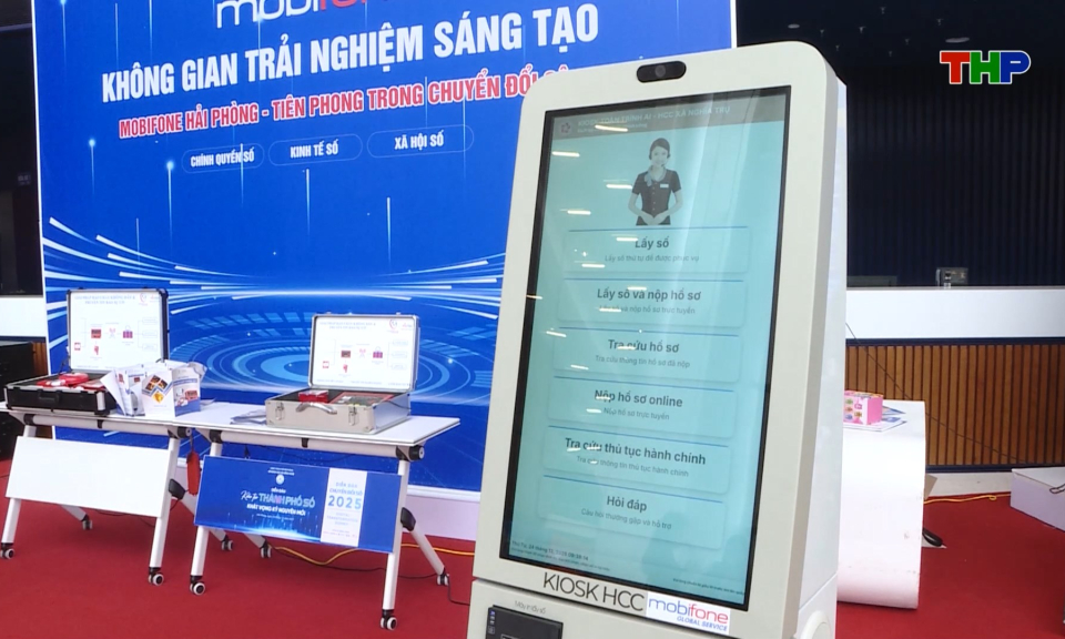 Triển l&atilde;m &ldquo;C&ocirc;ng nghệ số - Cuộc sống số&rdquo;