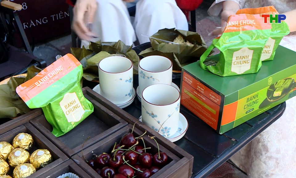 Trải nghiệm mới về b&aacute;nh chưng truyền thống