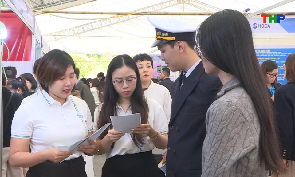 Gi&aacute;o dục v&agrave; đ&agrave;o tạo: N&acirc;ng cao hiệu quả hợp t&aacute;c doanh nghiệp - nh&agrave; trường