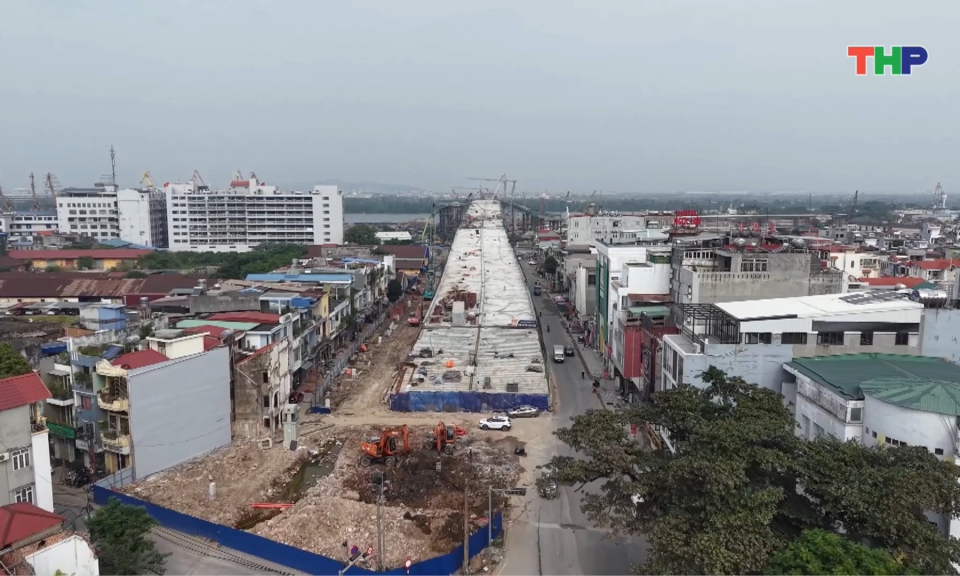 Thi c&ocirc;ng xuy&ecirc;n lễ tại c&aacute;c c&ocirc;ng tr&igrave;nh trọng điểm