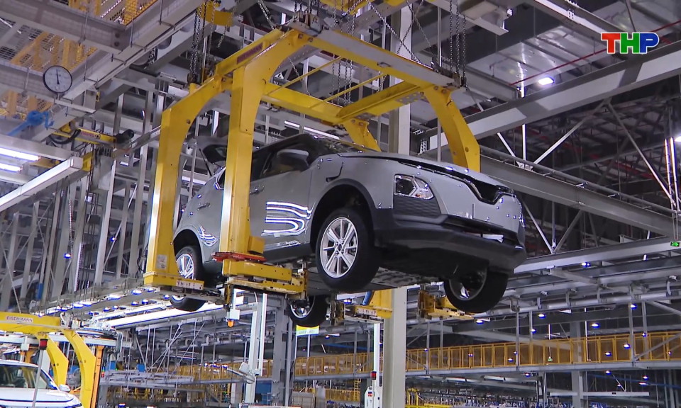 VinFast xuất xưởng 200 ngh&igrave;n &ocirc; t&ocirc; điện trong năm 2025