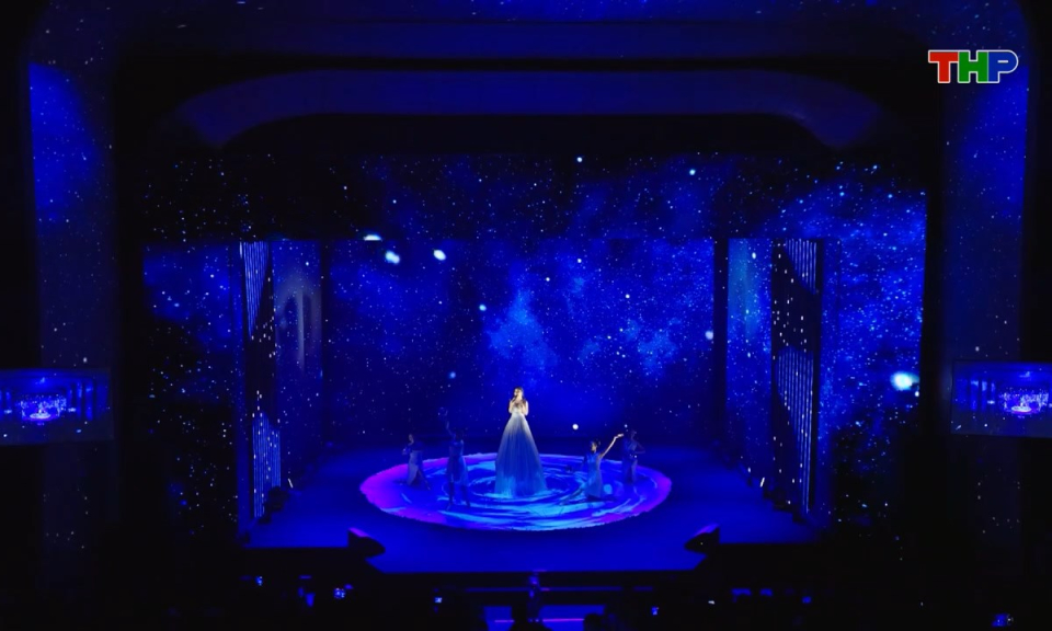 Điểm hẹn &acirc;m nhạc: Ca sĩ Phạm &Aacute;nh Linh - H&agrave;nh tr&igrave;nh theo đuổi đam m&ecirc;