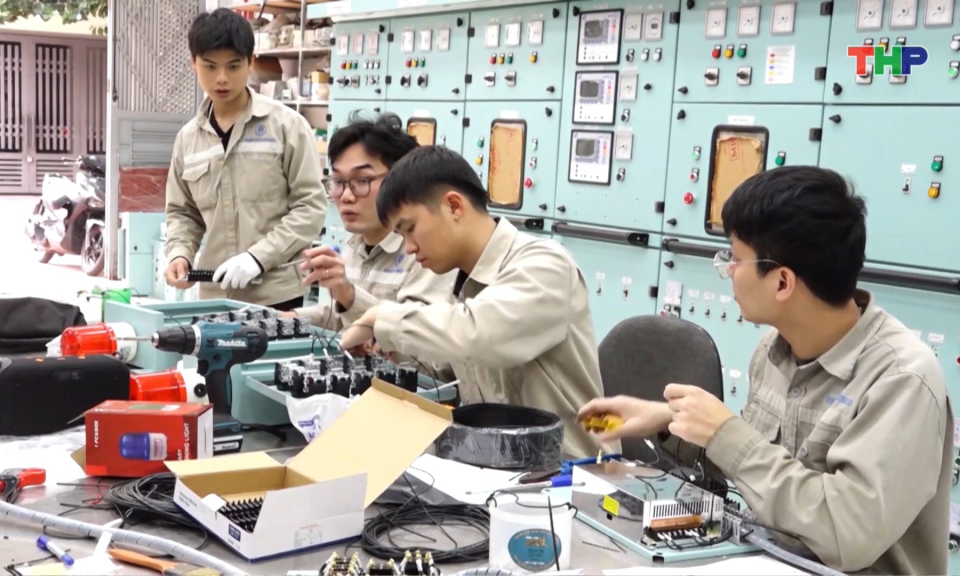 Ph&aacute;t triển kinh tế tư nh&acirc;n theo tinh thần Nghị quyết số 68