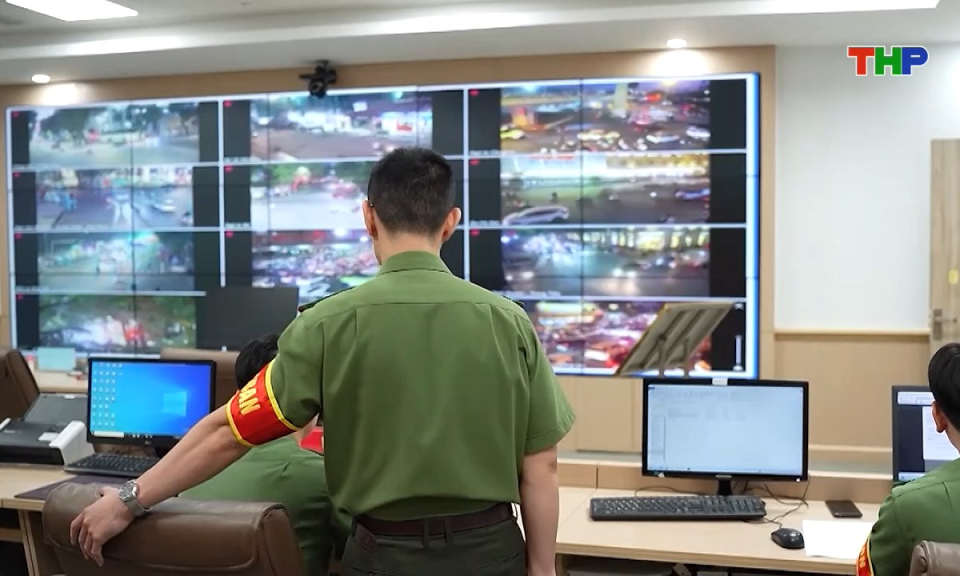 Diễn đ&agrave;n văn học nghệ thuật: Văn học nghệ thuật với đề t&agrave;i "V&igrave; an ninh Tổ quốc v&agrave; b&igrave;nh y&ecirc;n cuộc sống"