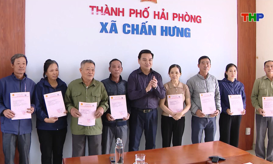 Tạo điều kiện thuận lợi cấp giấy chứng nhận quyền sử dụng đất cho người d&acirc;n