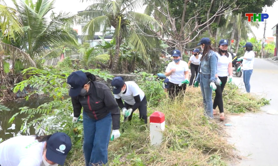 Chung tay giữ g&igrave;n vệ sinh m&ocirc;i trường