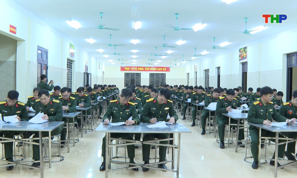 Quốc ph&ograve;ng địa phương: C&ocirc;ng t&aacute;c bồi dưỡng c&aacute;n bộ trong Qu&acirc;n đội: Chủ động, b&agrave;i bản, s&aacute;t thực tiễn