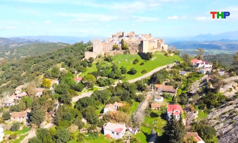 Kh&aacute;m ph&aacute; thế giới: Provins - B&agrave;i học bảo tồn từ một th&agrave;nh phố cổ