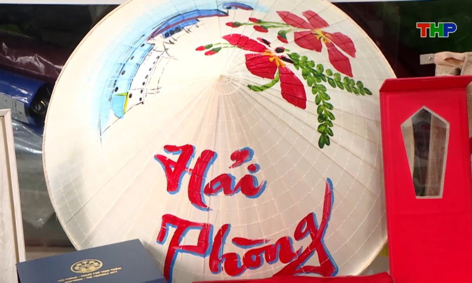 Hải Ph&ograve;ng những g&oacute;c nh&igrave;n: Dấu ấn Hải Ph&ograve;ng từ những m&oacute;n qu&agrave; s&aacute;ng tạo