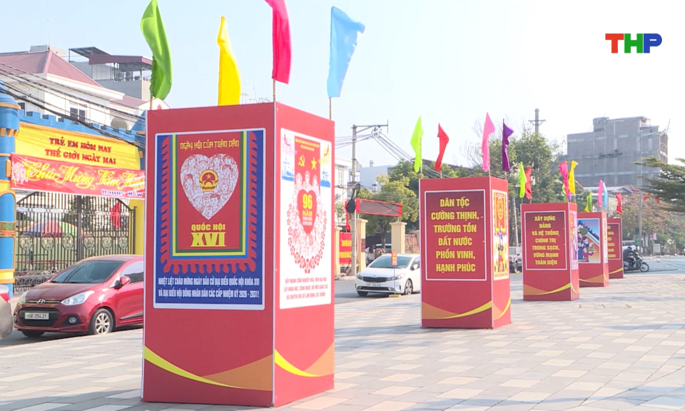 Hải Ph&ograve;ng rực rỡ cờ hoa ch&agrave;o mừng Đại hội đại biểu to&agrave;n quốc lần thứ XIV của Đảng