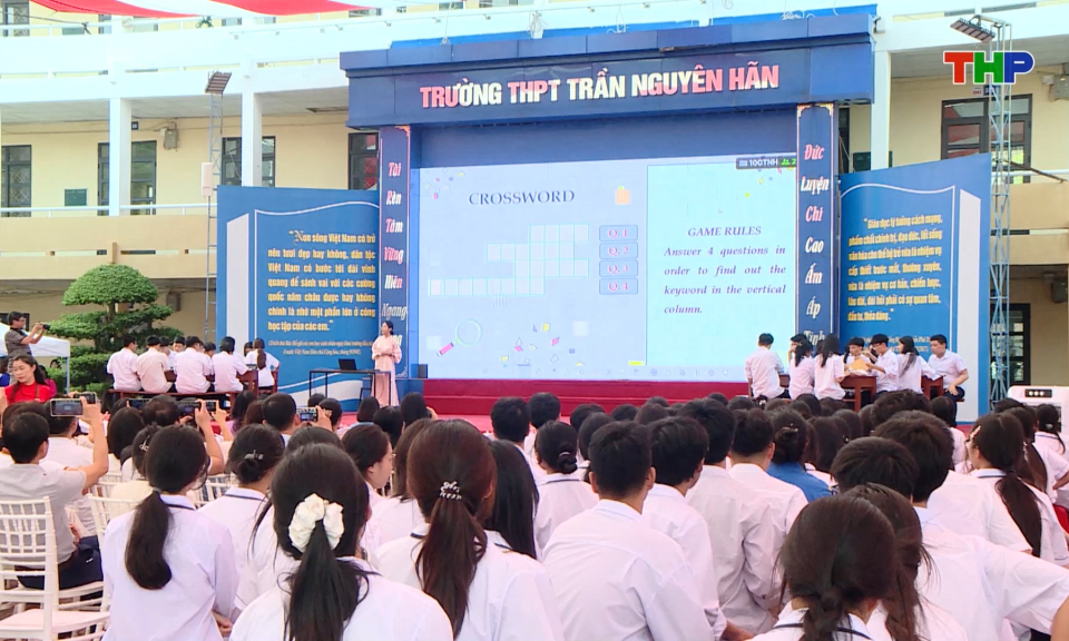 Đổi mới gi&aacute;o dục, đ&agrave;o tạo theo hướng hiện đại, hội nhập