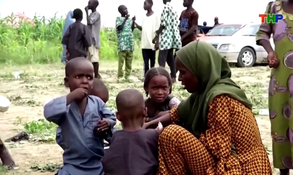 Hồ sơ quốc tế: Ch&acirc;u Phi v&agrave; c&acirc;u chuyện chống đ&oacute;i ngh&egrave;o