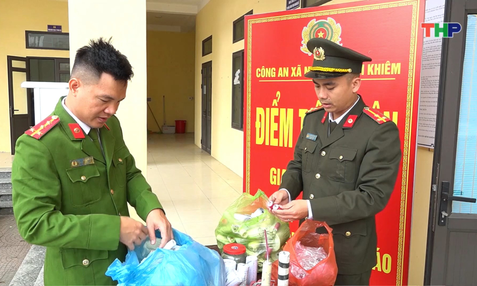Quản l&yacute;, ph&ograve;ng ngừa, đấu tranh với c&aacute;c h&agrave;nh vi vi phạm về vũ kh&iacute;, vật liệu nổ