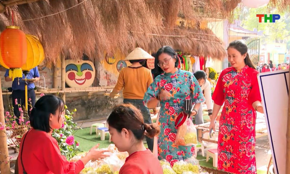 Diễn đ&agrave;n Eva: &Aacute;o d&agrave;i du xu&acirc;n