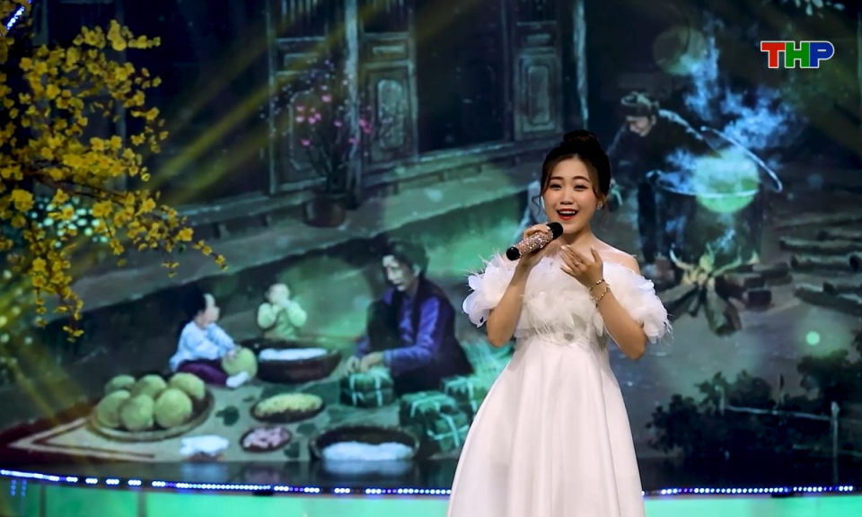 &Acirc;m vang miền cửa biển: Ch&agrave;o xu&acirc;n