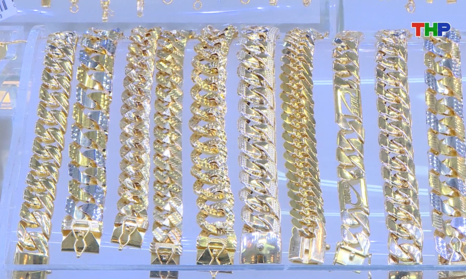 Siết chặt xử phạt vi phạm trong kinh doanh v&agrave;ng