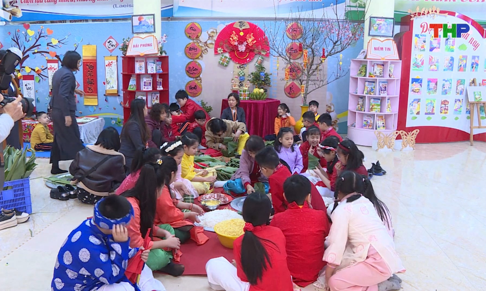 Trải nghiệm Tết cổ truyền trong trường học