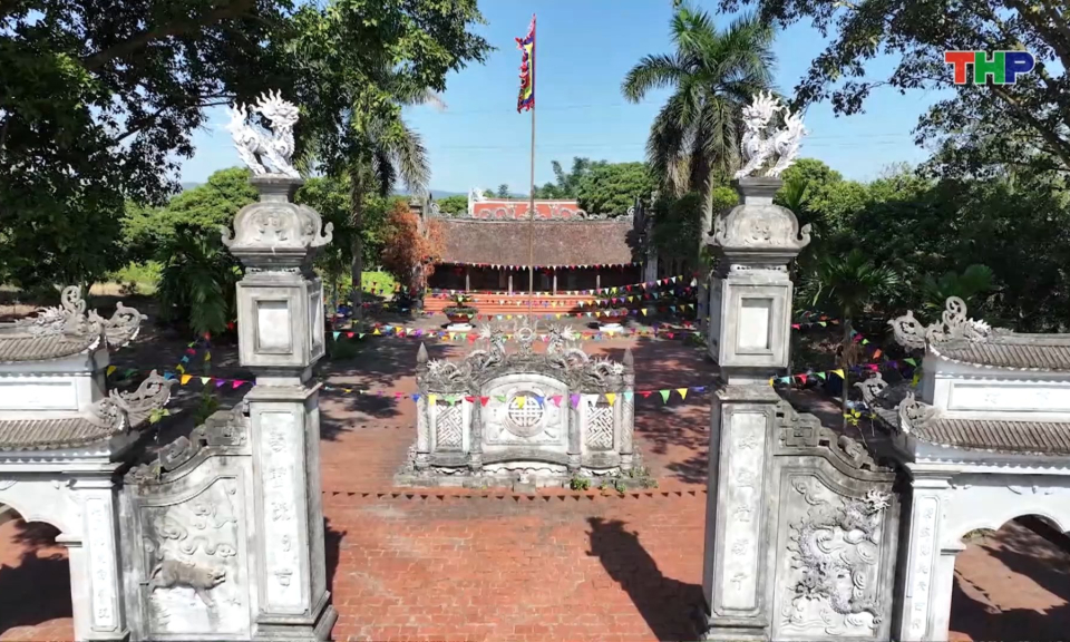 Linh thi&ecirc;ng đền Quốc Phụ