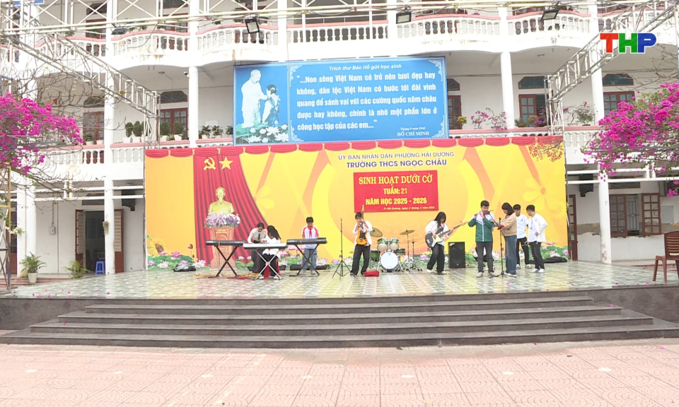 Li&ecirc;n hoan ban nhạc, nh&oacute;m nhạc học sinh th&agrave;nh phố