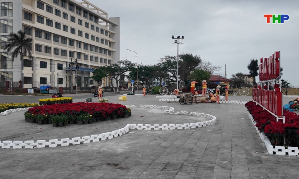 Chỉnh trang đ&ocirc; thị đ&oacute;n xu&acirc;n B&iacute;nh Ngọ