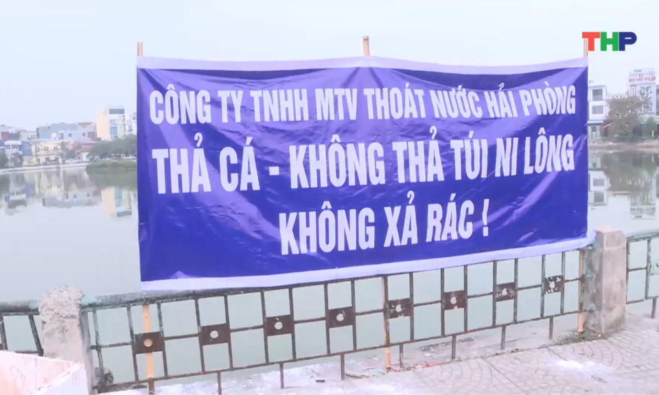 Bảo đảm vệ sinh m&ocirc;i trường trong ng&agrave;y Tết &ocirc;ng C&ocirc;ng &ocirc;ng T&aacute;o