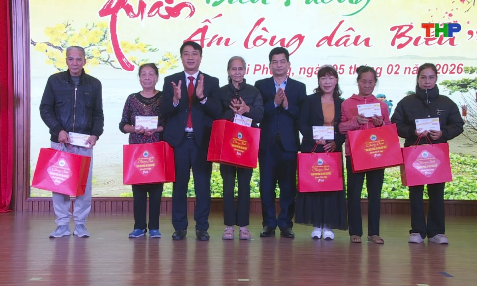 An ninh biển đảo: Xu&acirc;n bi&ecirc;n ph&ograve;ng ấm &aacute;p nghĩa t&igrave;nh qu&acirc;n d&acirc;n