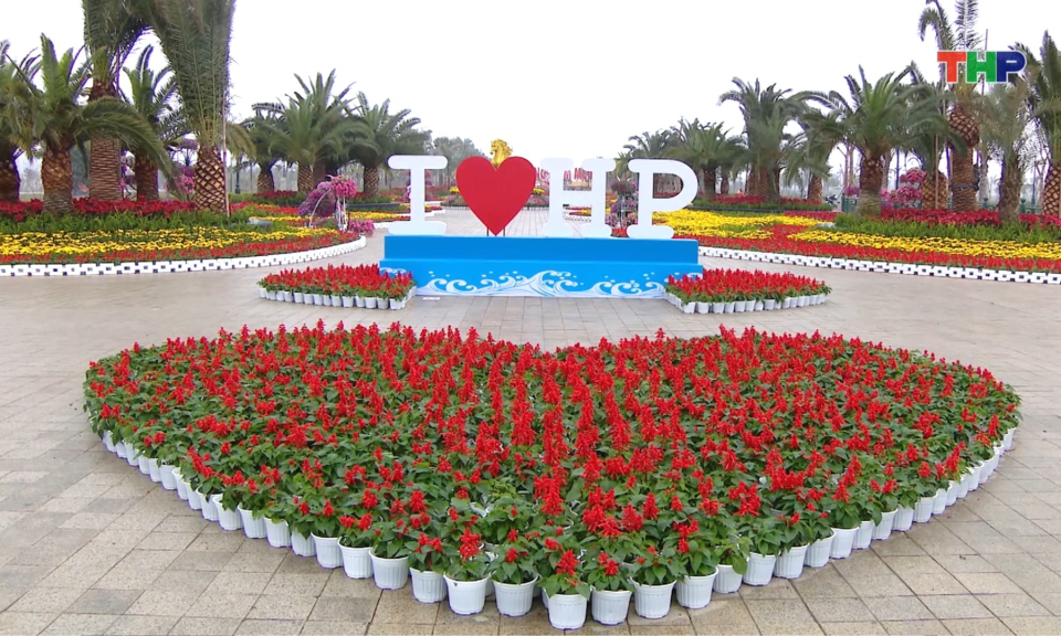 Những điểm nhấn ấn tượng của đ&ocirc; thị ng&agrave;y Tết