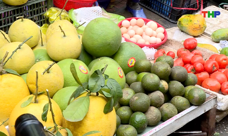 Đa dạng mặt h&agrave;ng tr&aacute;i c&acirc;y phục vụ Tết