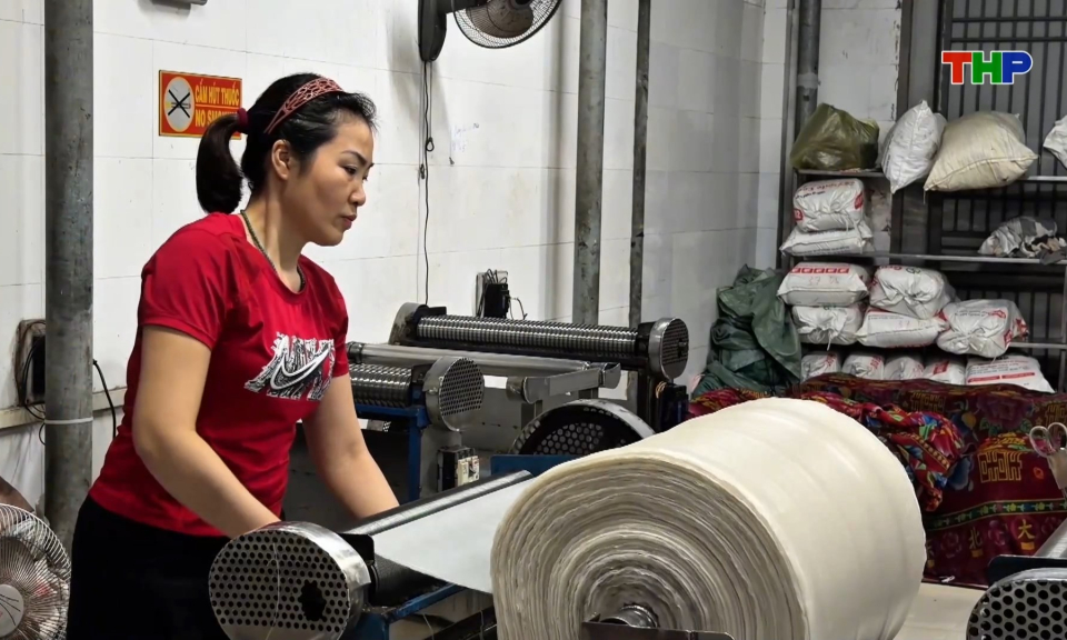 Thắp lửa l&agrave;ng nghề ng&agrave;y Tết