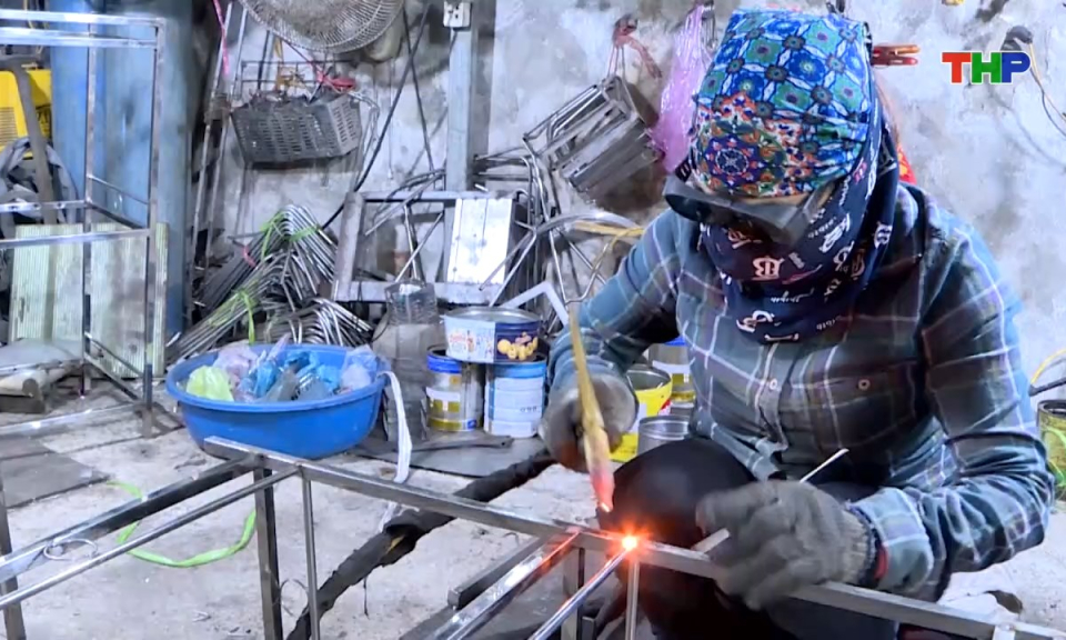 Ch&iacute;nh s&aacute;ch ph&aacute;p luật: Xung quanh việc thực hiện ch&iacute;nh s&aacute;ch t&iacute;n dụng đối với người m&atilde;n hạn t&ugrave;