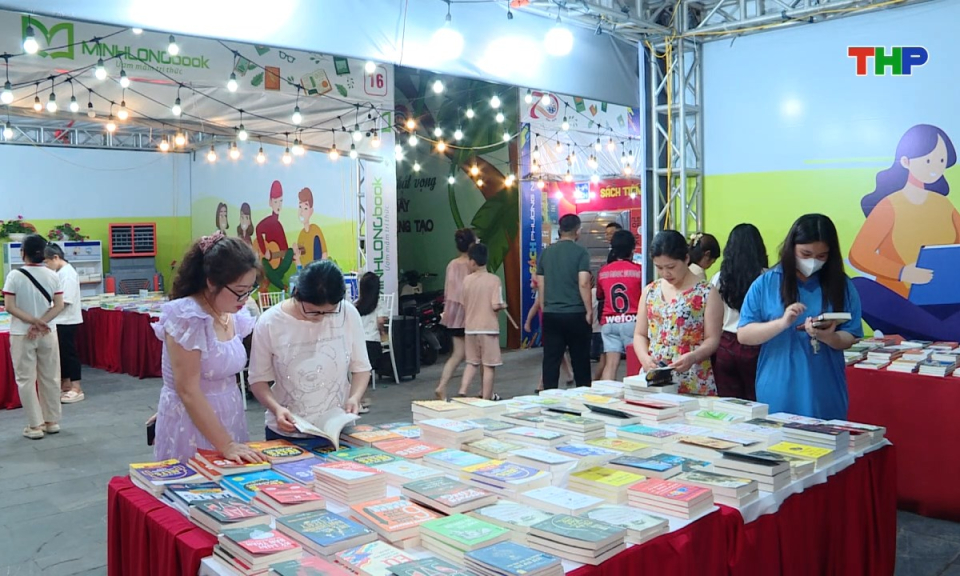 Kh&ocirc;ng gian sống: S&aacute;ch - Nguồn cảm hứng sống