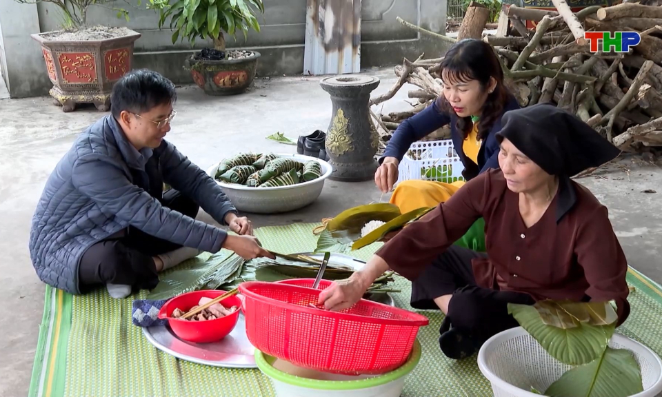 Sắc xu&acirc;n đa văn h&oacute;a giữa l&ograve;ng th&agrave;nh phố