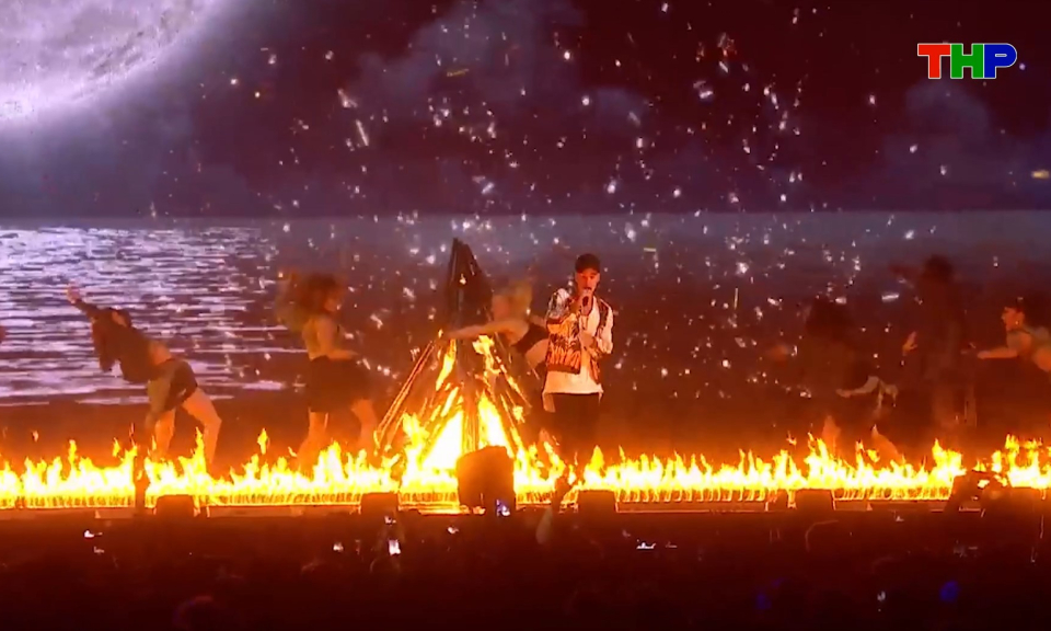 C&acirc;u chuyện nhịp điệu: Thanh &acirc;m của t&igrave;nh y&ecirc;u