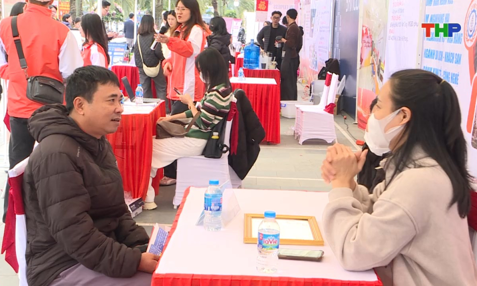 Lao động v&agrave; c&ocirc;ng đo&agrave;n: Tăng cường kết nối cung cầu thị trường lao động 2026