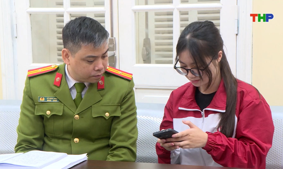 Ứng dụng chuyển đổi số trong c&ocirc;ng t&aacute;c bầu cử