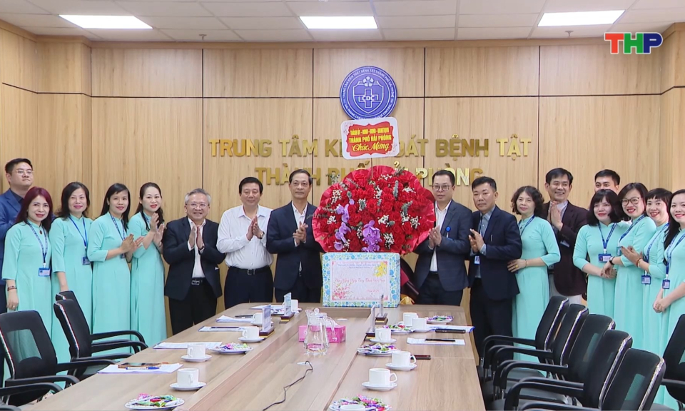 Ch&uacute;c mừng Ng&agrave;y Thầy thuốc Việt Nam