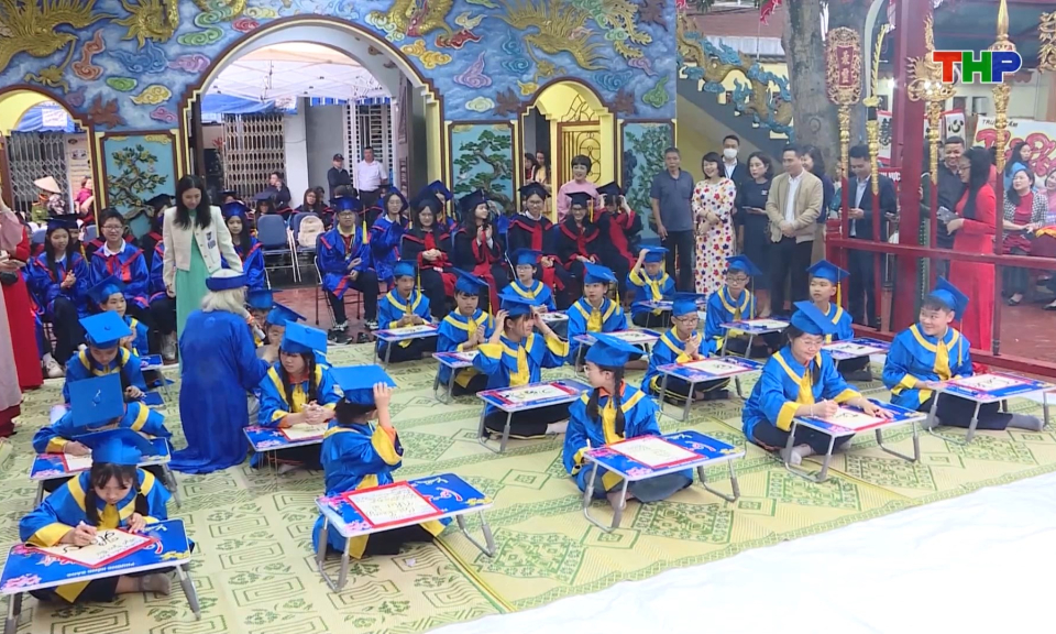 Ph&aacute;t huy tinh thần hiếu học