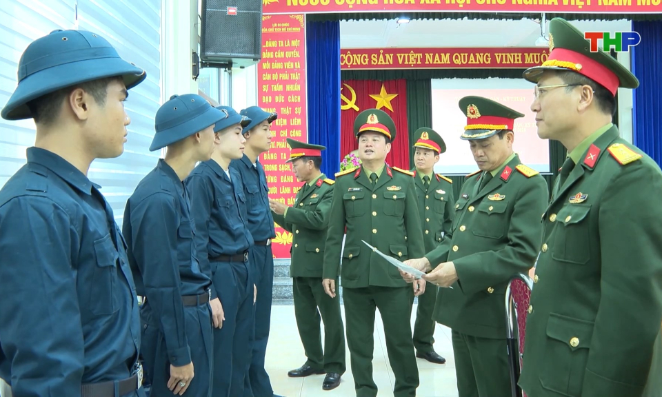 Kiểm tra c&ocirc;ng t&aacute;c giao nhận qu&acirc;n năm 2026