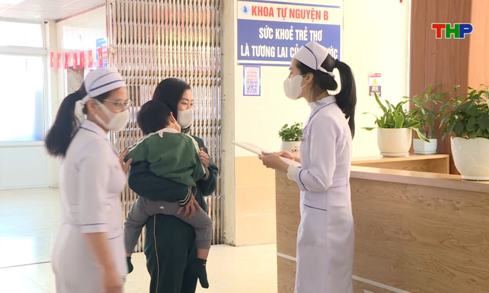 Y tế sức khỏe: Gia tăng bệnh nh&acirc;n nhi mắc h&ocirc; hấp nhập viện