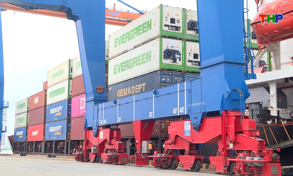 Ph&aacute;t huy hiệu quả đối t&aacute;c c&ocirc;ng tư trong lĩnh vực h&agrave;ng hải