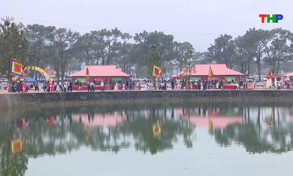 Điểm hẹn du lịch: Trải nghiệm sản phẩm du lịch tại Lễ hội m&ugrave;a xu&acirc;n C&ocirc;n Sơn - Kiếp Bạc