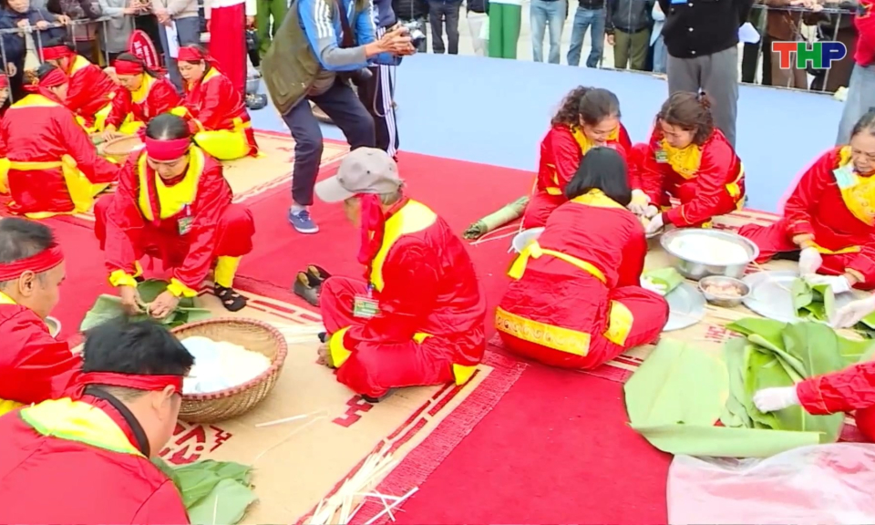 S&ocirc;i nổi hội thi b&aacute;nh chưng, b&aacute;nh giầy tại Lễ hội m&ugrave;a xu&acirc;n C&ocirc;n Sơn - Kiếp Bạc 2026