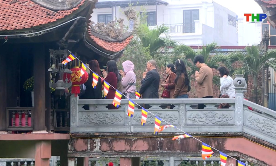 Điểm nhấn 365: Giữ g&igrave;n n&eacute;t đẹp truyền thống lễ ch&ugrave;a đầu xu&acirc;n