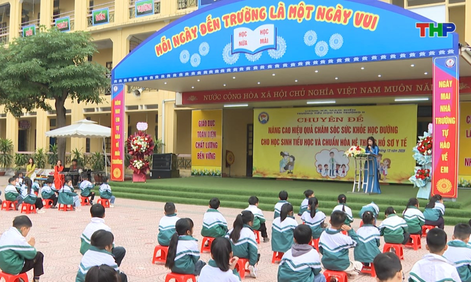 Ph&aacute;p luật v&agrave; cuộc sống: Những vấn đề đặt ra trong c&ocirc;ng t&aacute;c quản l&yacute; y tế, gi&aacute;o dục